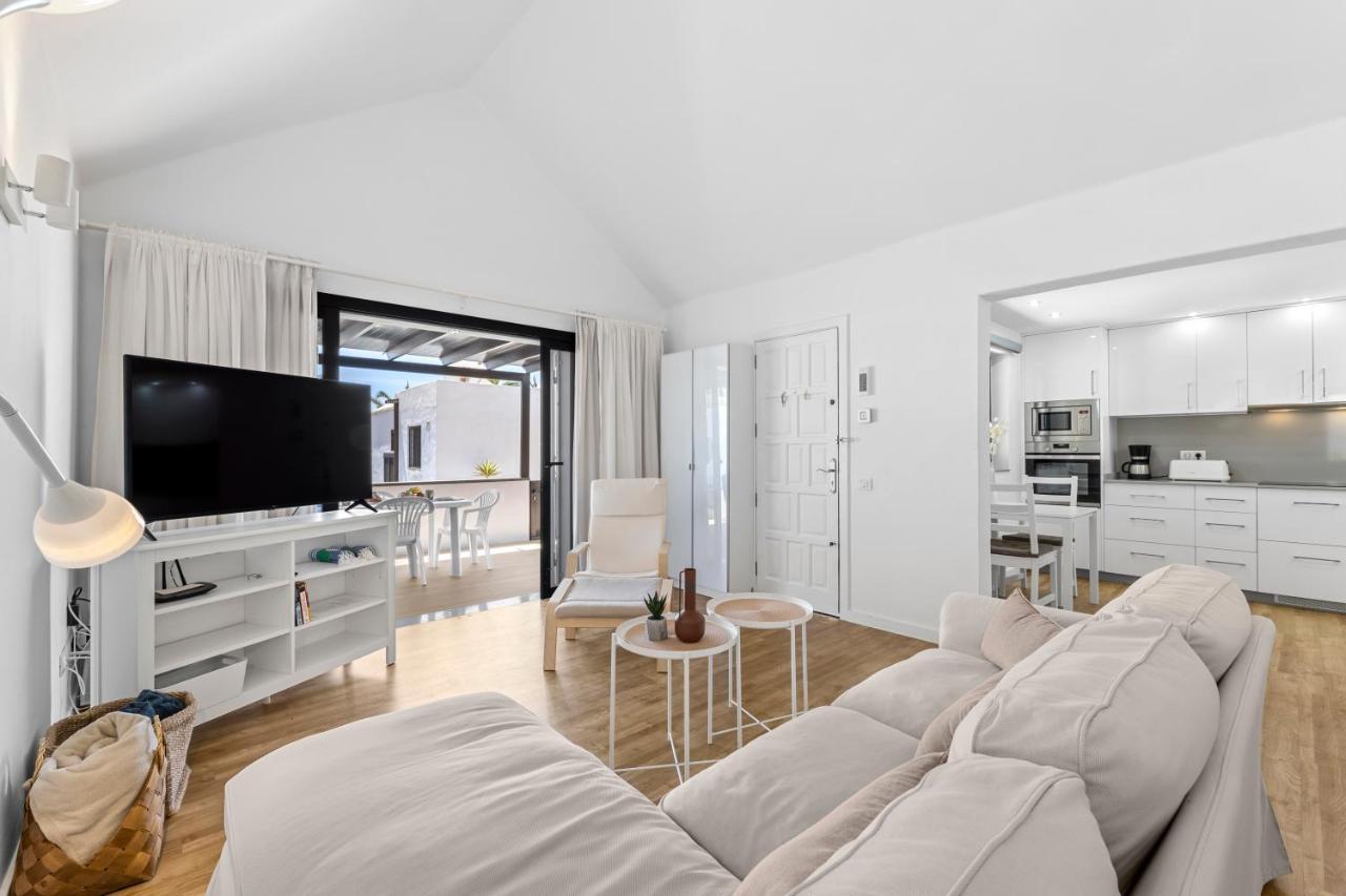 Home2Book Design House Bastian Beach Коста-Тегисе Экстерьер фото
