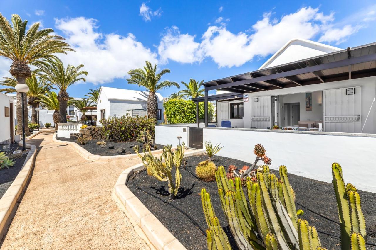 Home2Book Design House Bastian Beach Коста-Тегисе Экстерьер фото